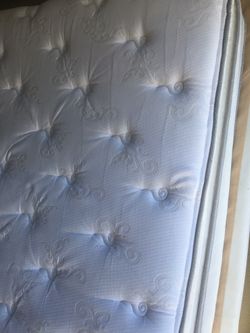 Queen size matrees boxprin
