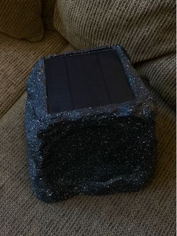 Solar Rock Bluetooth Speaker