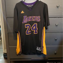 Lakers Kobe Jersey Adidas Hollywood Nights Size M