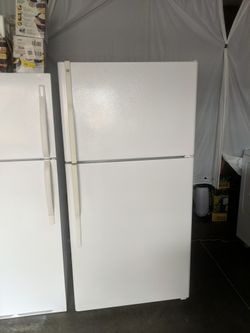 GE Refrigerator 