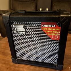 Roland CUBE 15 - Barely Used 