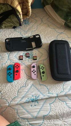 Nintendo  games,controllers,case