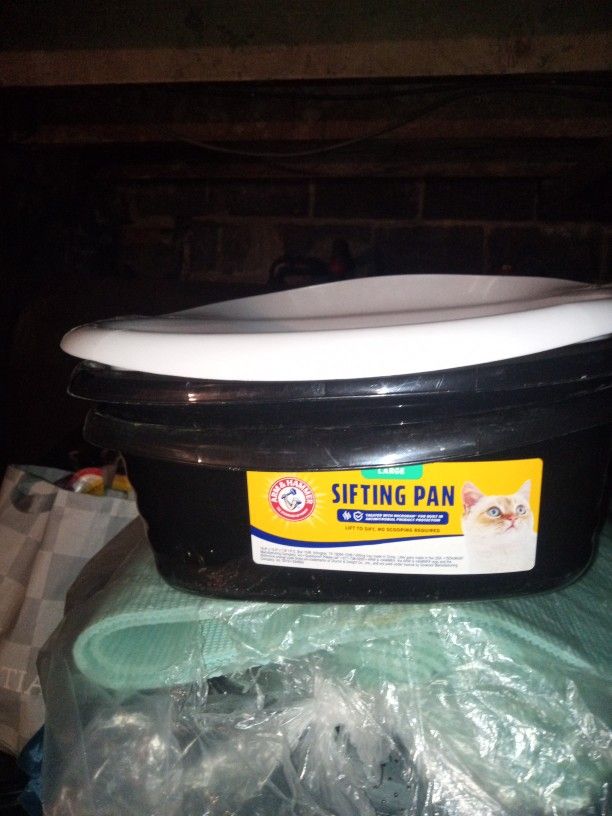 Cat Litter Box