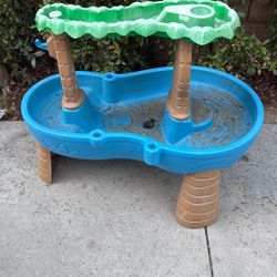 Free Kids Water Table 