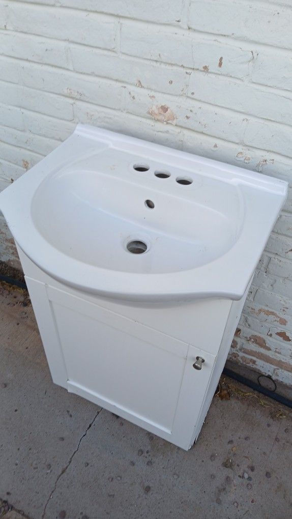 Sink W Pedisul ;&bkll2³