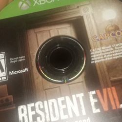Resident Evil 7 - RE7 (Game Disc for Xbox One)