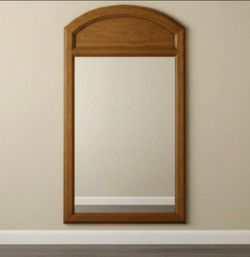 VINTAGE SOLID OAK MIRROR, 49”X28”, BEAUTIFUL ARCHED FRAME WITH WARM OAK TONES.