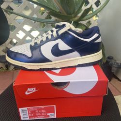 Nike Dunk Low Vintage Navy WMNS