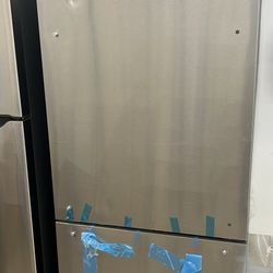 Ready For Garage - Bottom Freezer Refrigerator - Scratch And Dent 