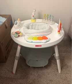 SKIP HOP BABY ACTIVITY