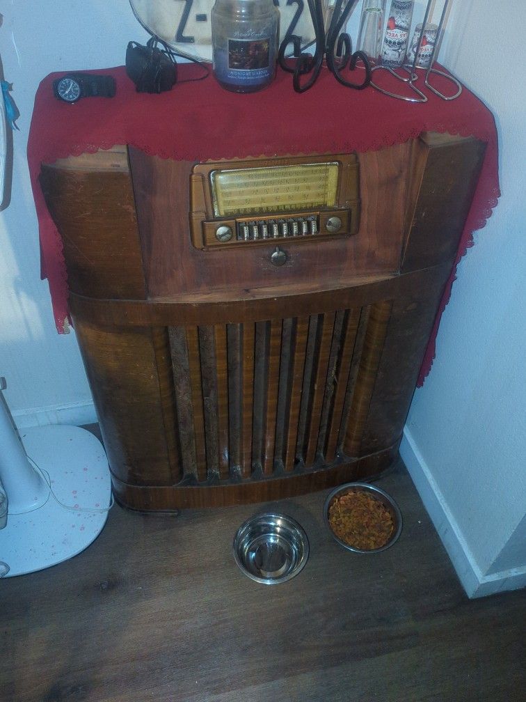 Vintage Stereo