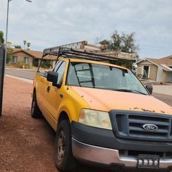 Ford 2005 V6 4.2 Tiene 175 Mil Millas Trabaja Bien Llantas Seminuevas 