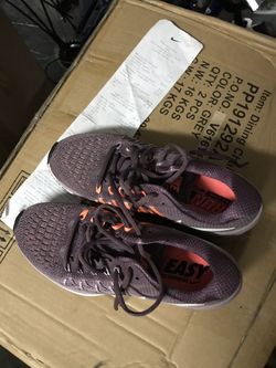 Brand new Nike shoe