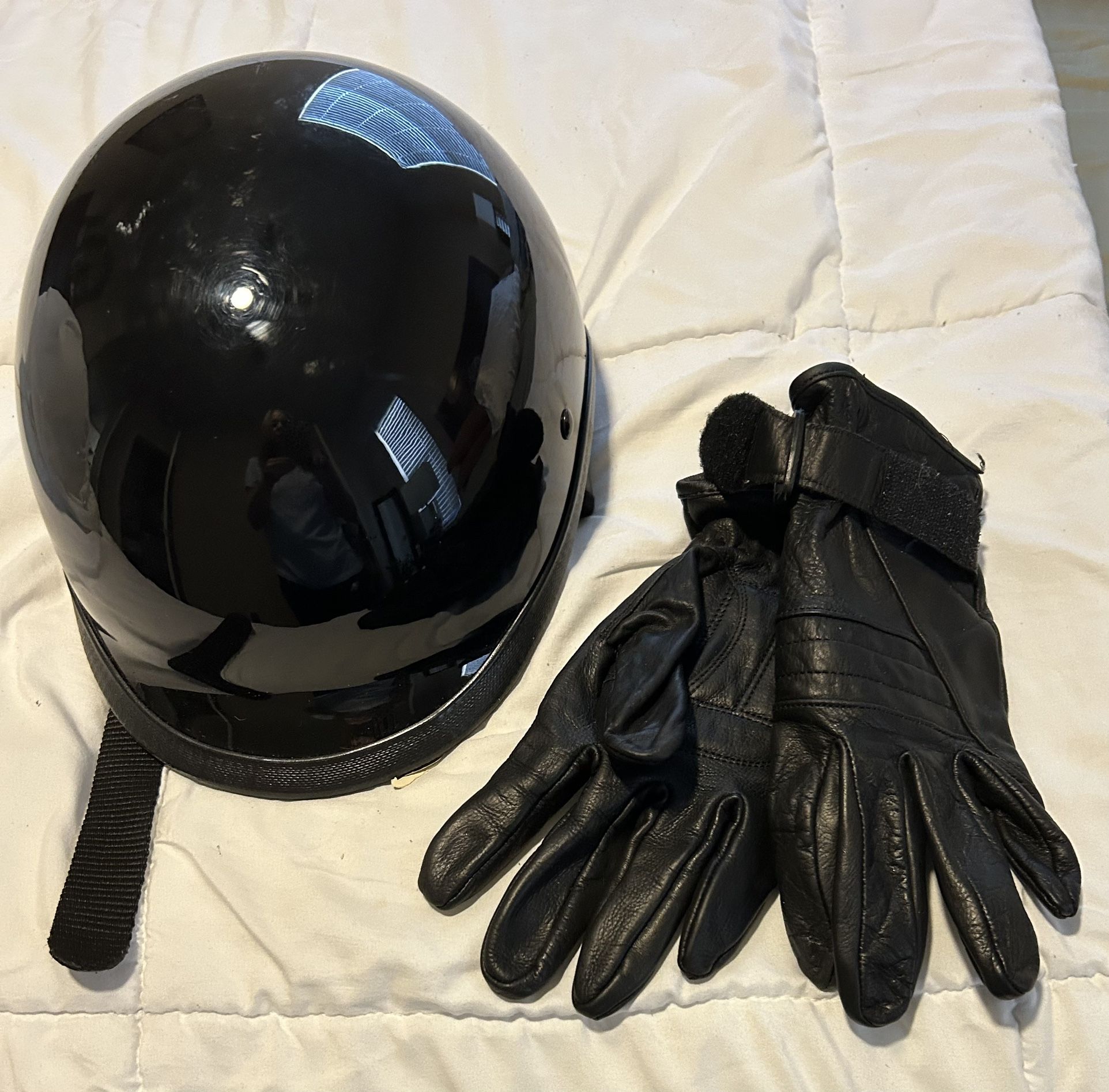 Harley Davidson jacket, Gloves, Helmet