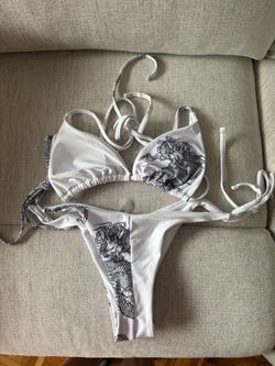 Size small