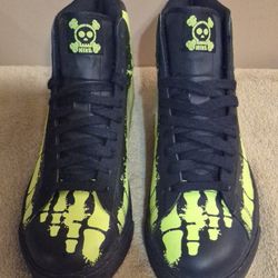 Nike Blazer Mid GS "Glow in the dark"- Sz 7Y