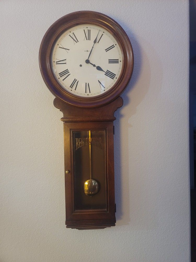 "Howard Miller" - REGULATOR - Wall Clock