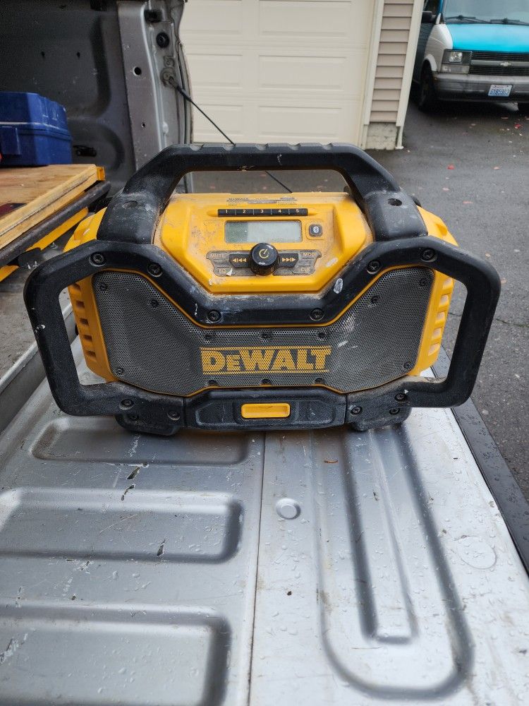 Dewalt Radio