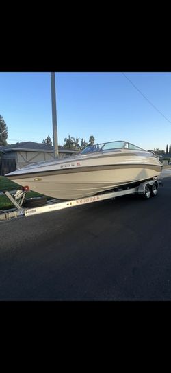 2000 Crownline 266