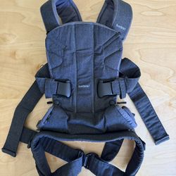 BabyBjorn Carrier