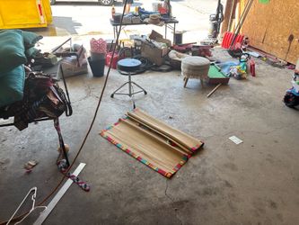 Garage sale $1 items . Everything must got