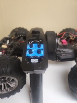 Associated Electrics RC Car with Transmitter
