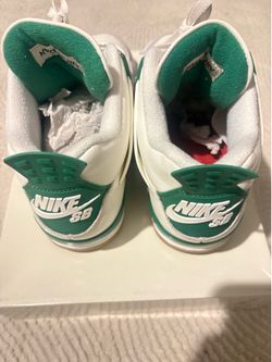 Jordan 4 pine green