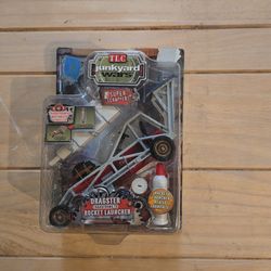 Junk Yard Wars  Toys (2) cars per package  New!