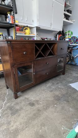 Wine Dresser Stand