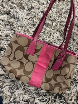 Coach vintage kisslock