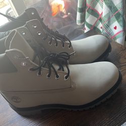 Timberland Sz 11.5 Brand New 160$