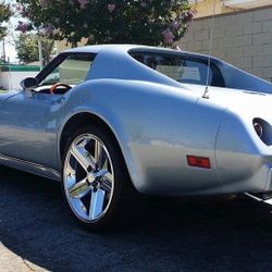 Beautiful 1977 Chevy Corvette 
