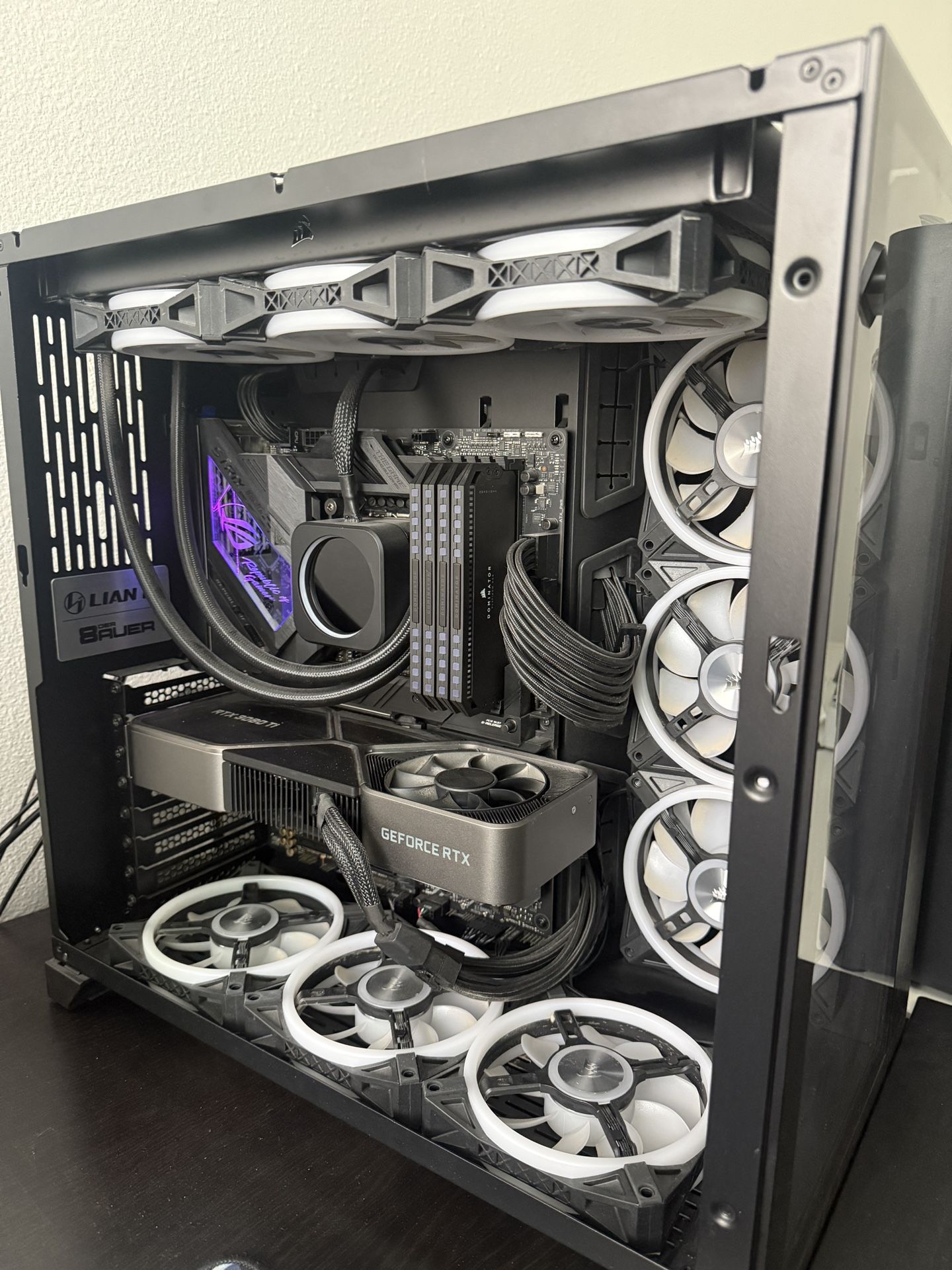 High-End Gaming PC, Work Station, Beautifully built