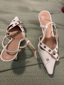 White With Gold  Heel