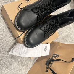 Nonslip Dr Martens Hightop Boots (Comes With Tin Of Free Wax)