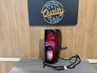 2020 2021 2022 2023 GMC Sierra 2500, 3500 Passenger Side Right Side Halogen Tail Light