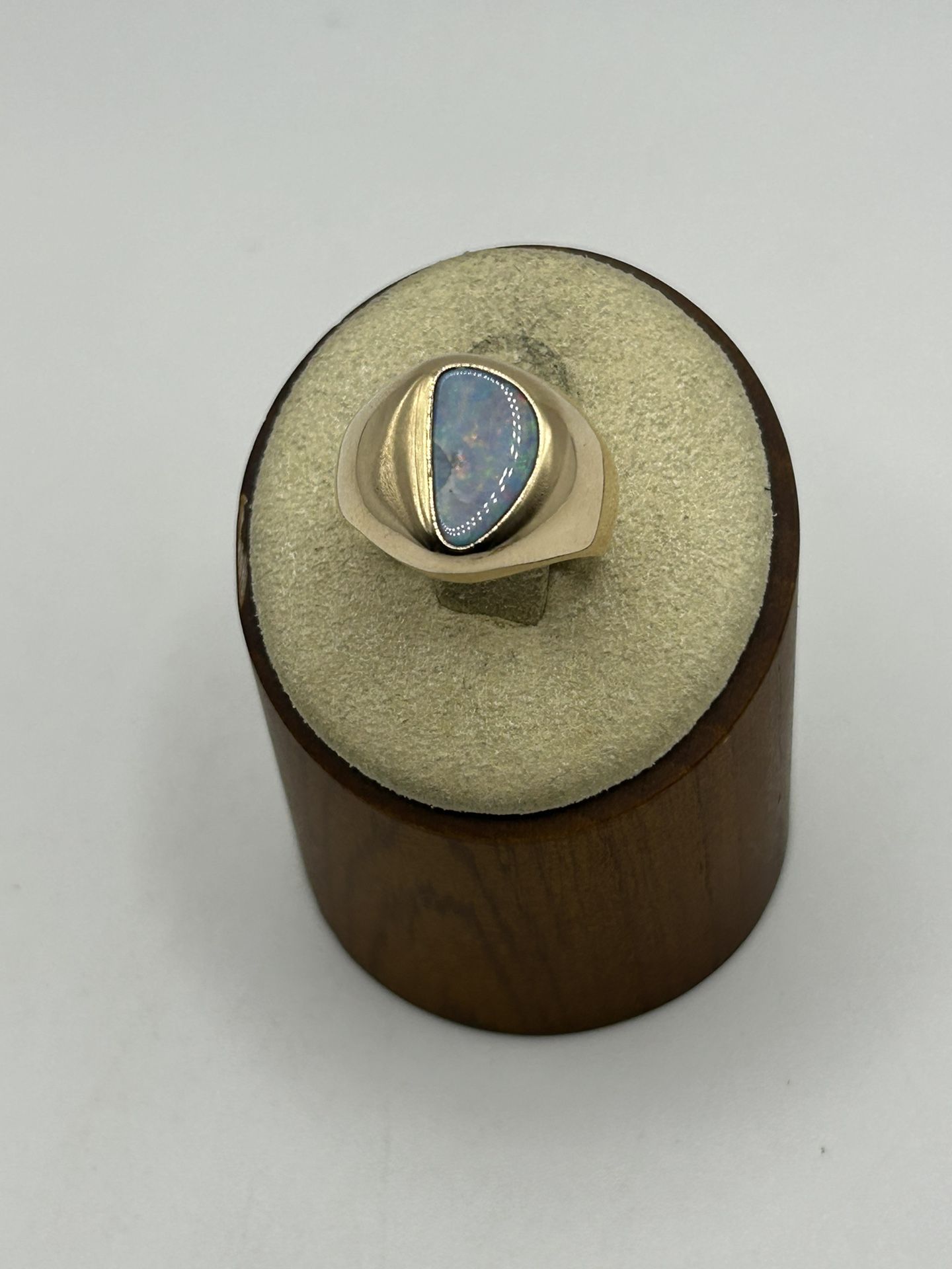 14k Yellow Gold Opal Ring