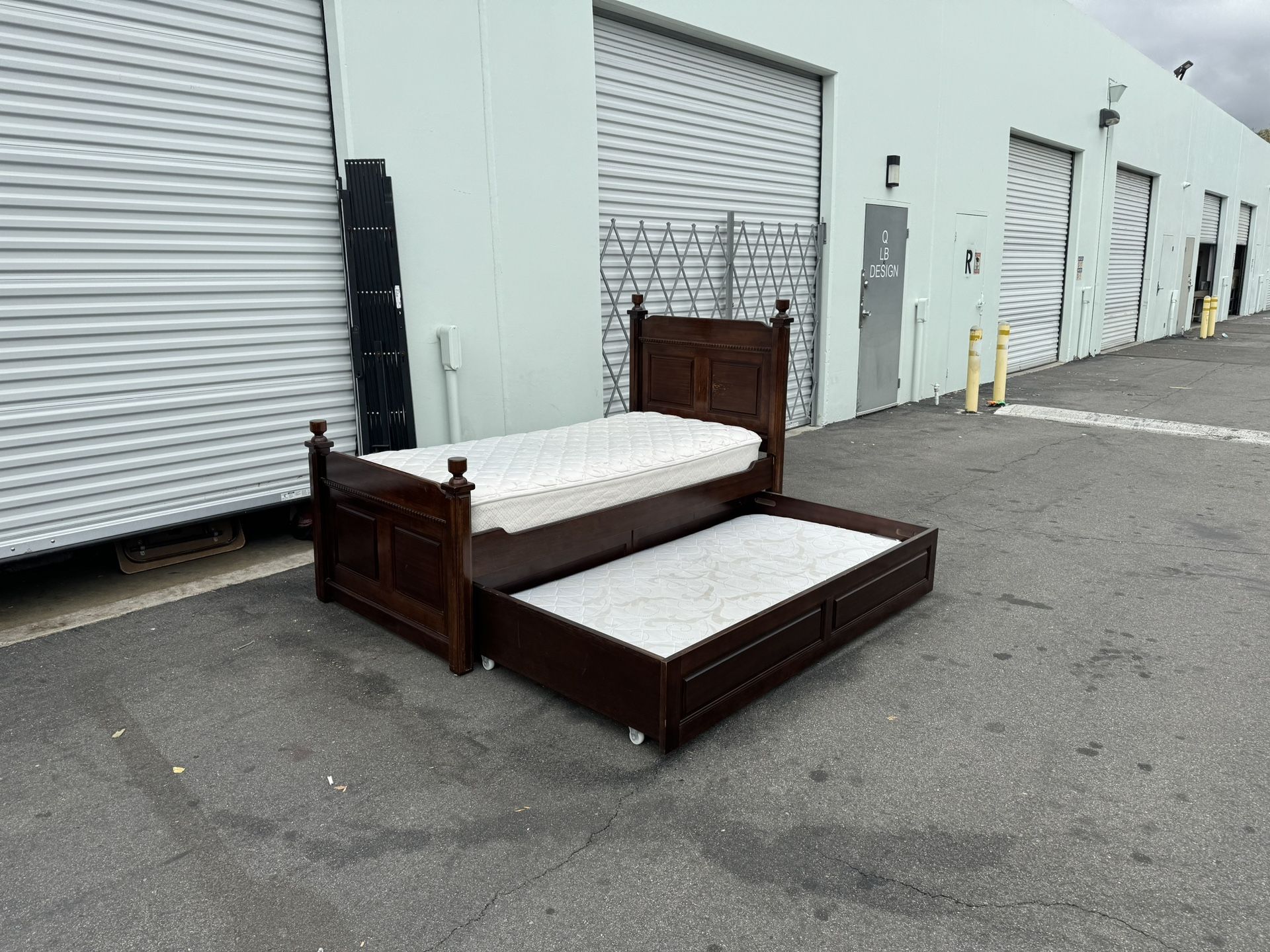 Twin Trundle Bed $320