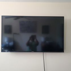 50" TV