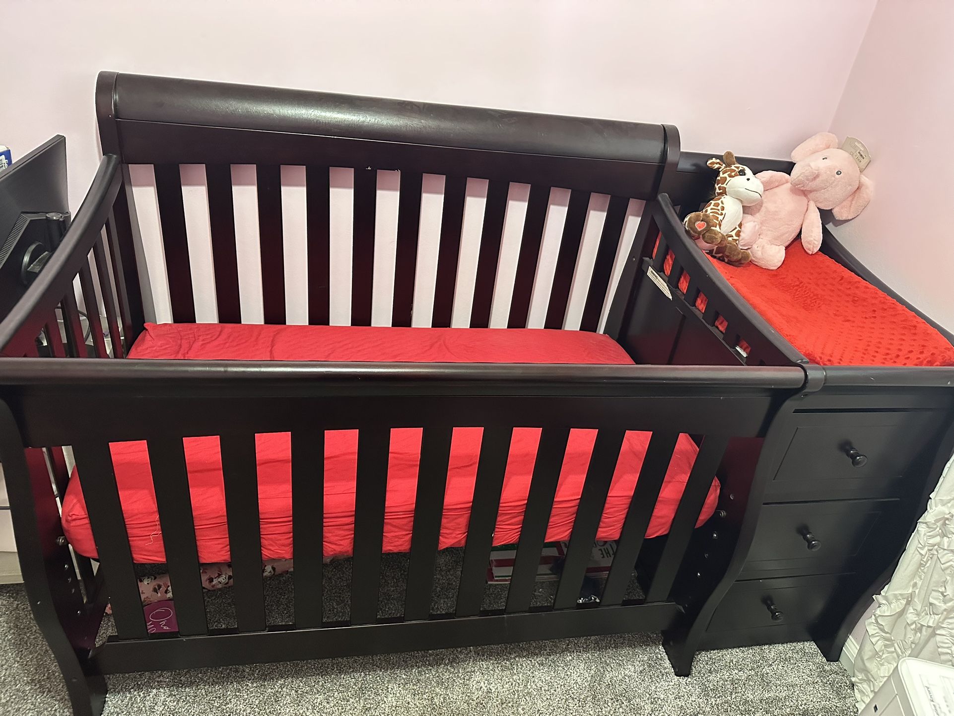 Crib With Attachable Changing Table