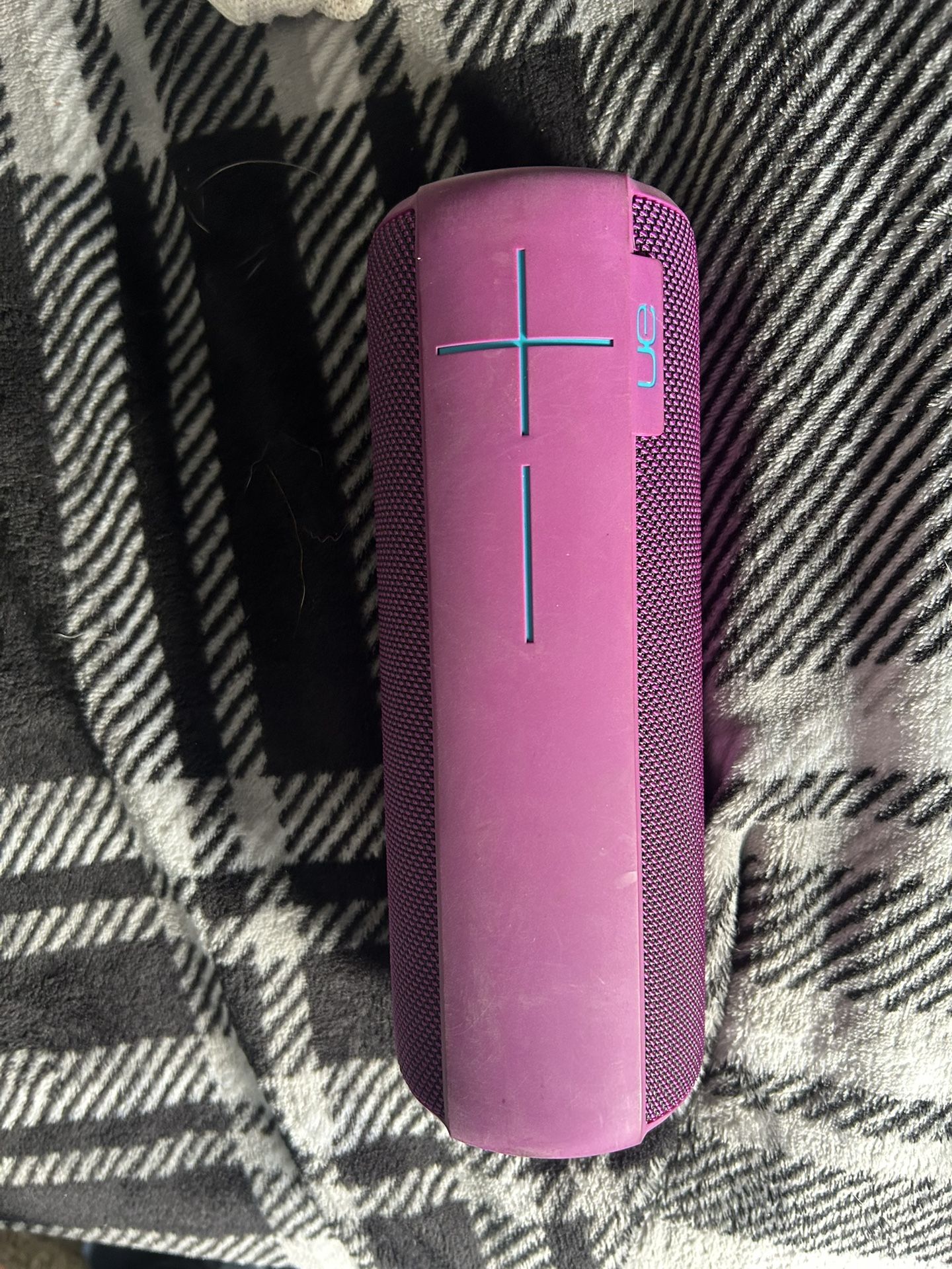 UE megaboom
