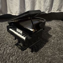 Mini Piano Music Box