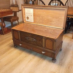 Cedar Toy Or Treasure Chest
