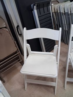 Folding wood chairs