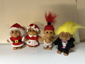 Vintage Christmas troll dolls - 4  trolls Ross brand in excellent condition   