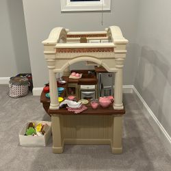 Kid’s Toy Kitchen Set