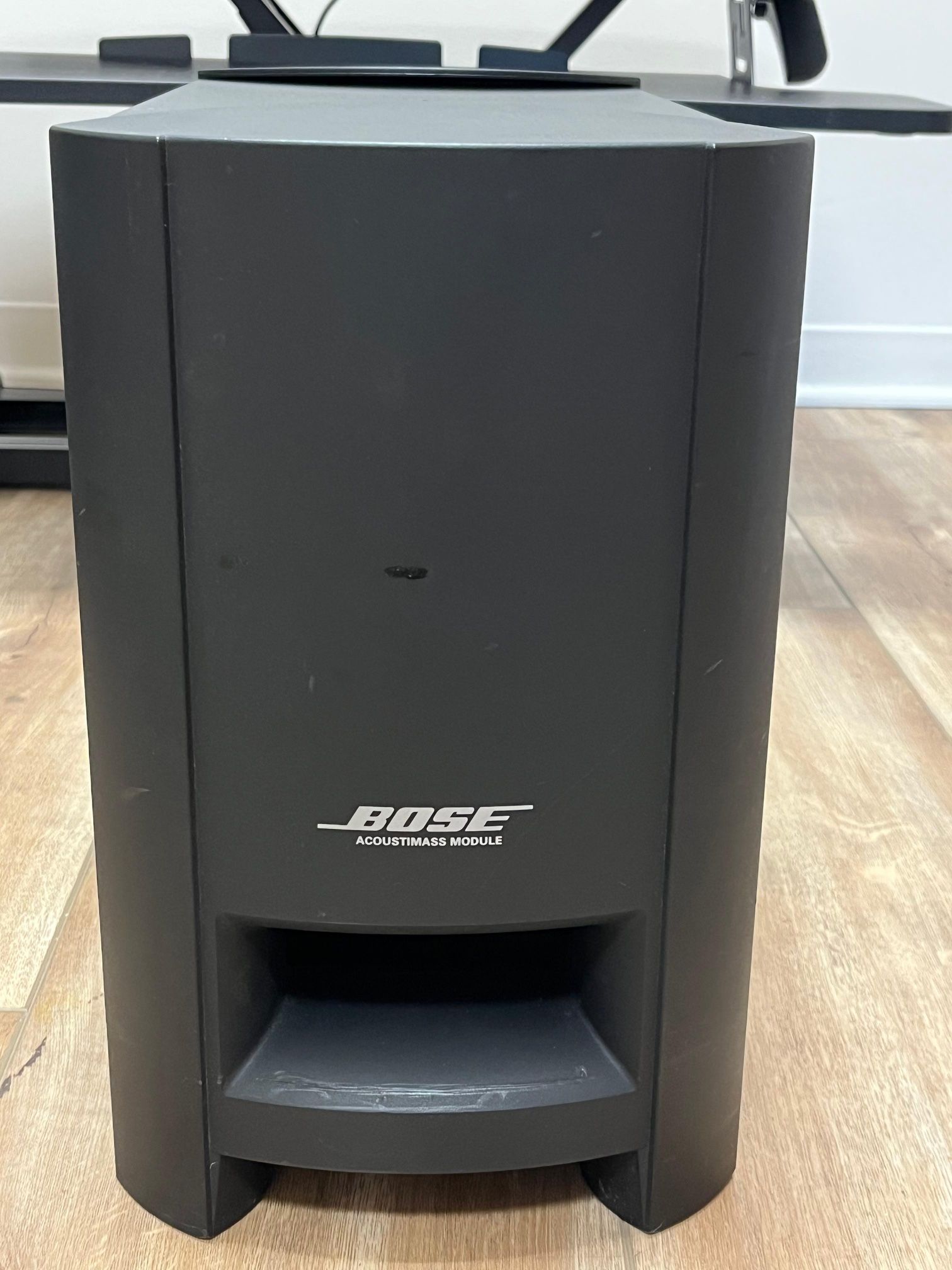 only the Sub-Woofer https://offerup.com/redirect/?o=aHR0cHM6Ly91c2F2c2hvcC5jb20vcHJvZHVjdHMvQm9zZS1DaW5lTWF0ZS1TZXJpZXMtSUktRGlnaXRhbC1Ib21lLVRoZWF0Z