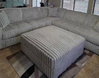 Sectional couch