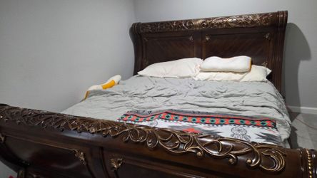 Dark Wood Ornate Sleigh Bed Frame