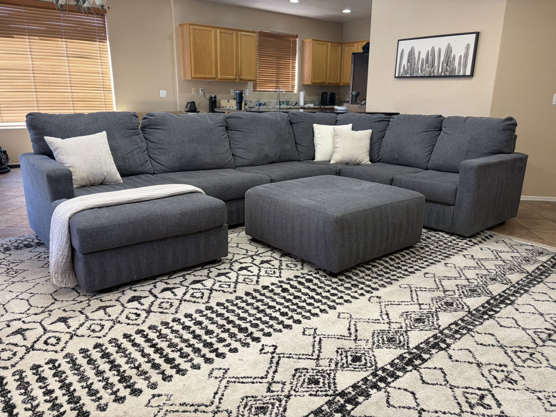 Ashley Grey 3pc Chaise Sectional W Ottoman